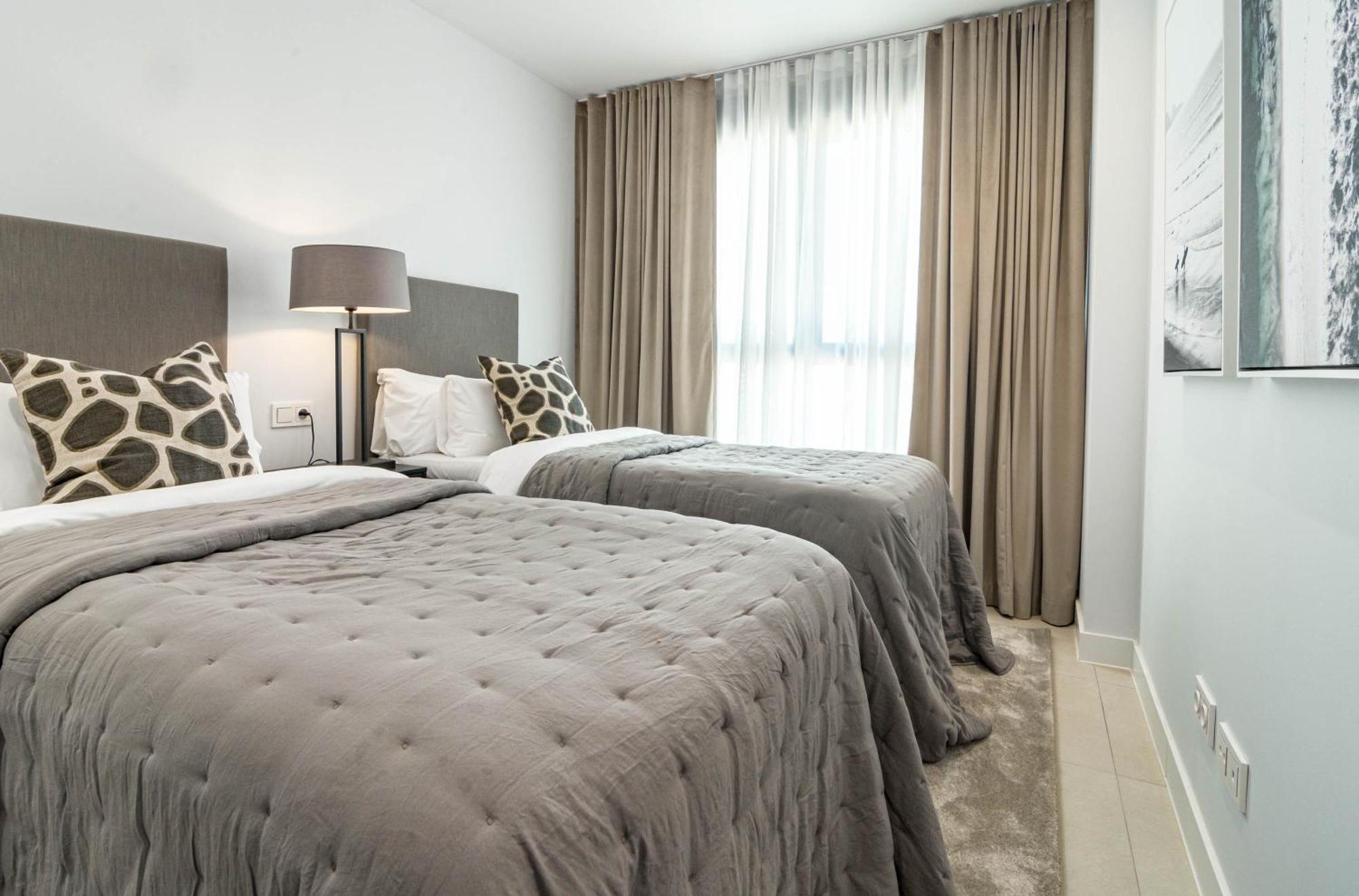 Lme133A- Stunning Flat Close To Beach In 埃斯特波纳 客房 照片